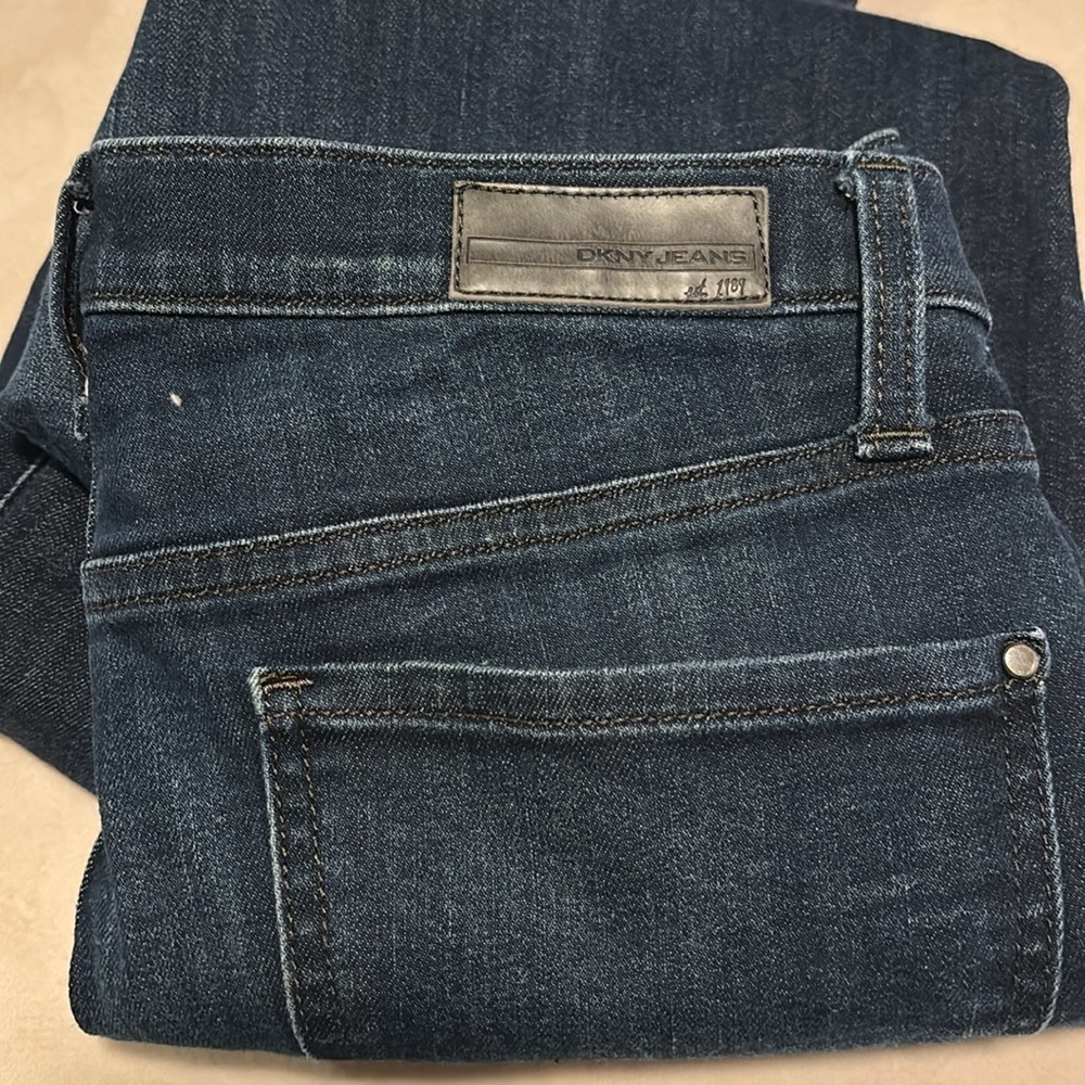 DKNY Classic Dark Blue Women's Jeans Size 08 - Picture 4 of 8